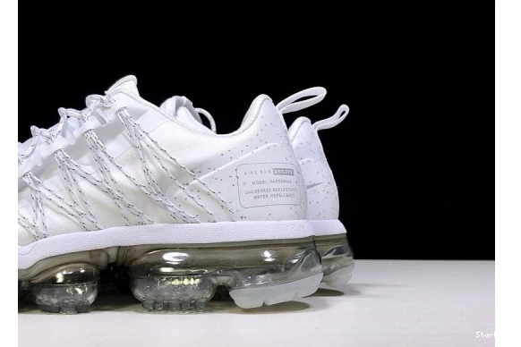 AIR WHITE RUN SILVER REFLECT AQ8811-100 UTILITY (W) VAPORMAX 0810